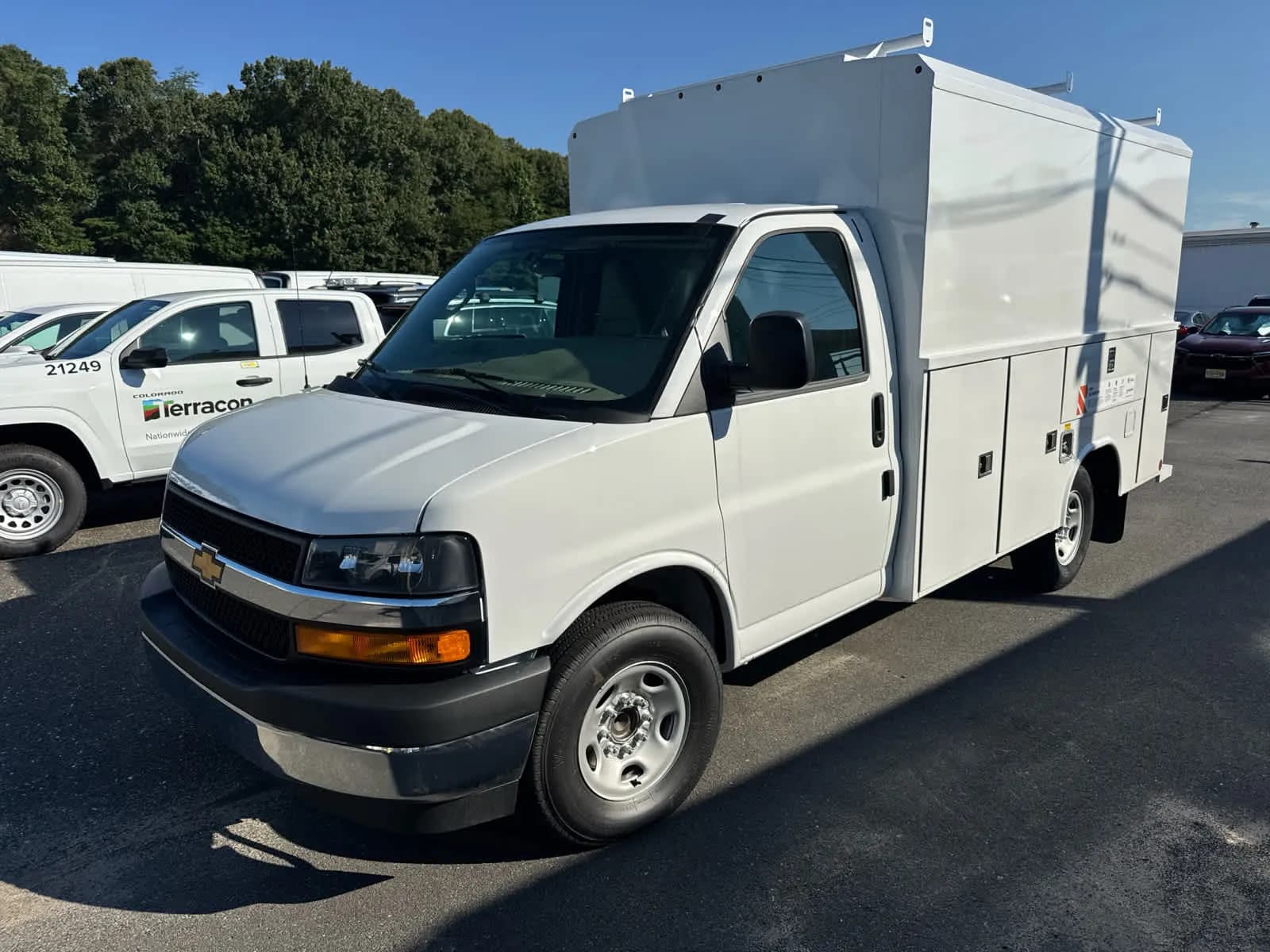 2026 Chevrolet Express 3500 - Box