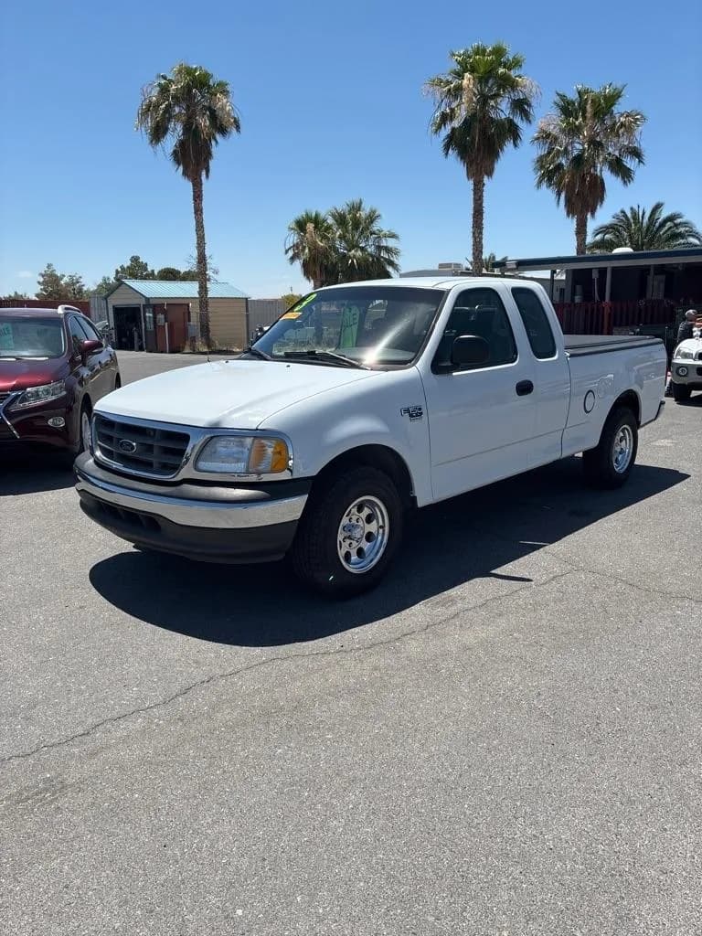 2003 Ford F-150 XL SuperCab - Pickup