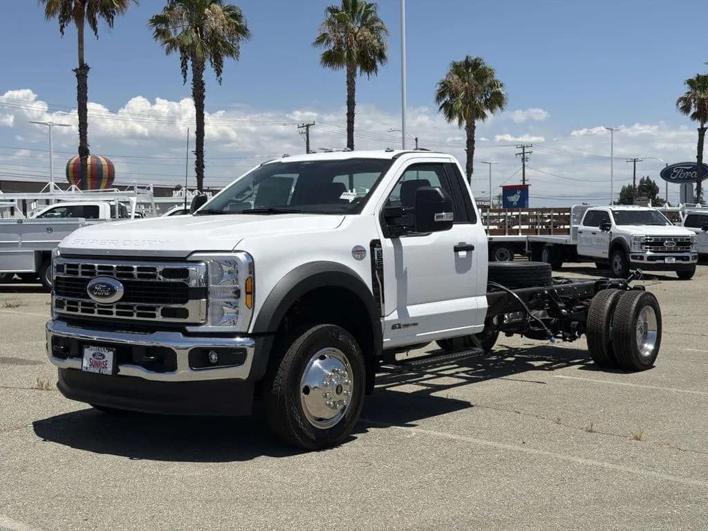 2026 Ford F-550 - Chassis