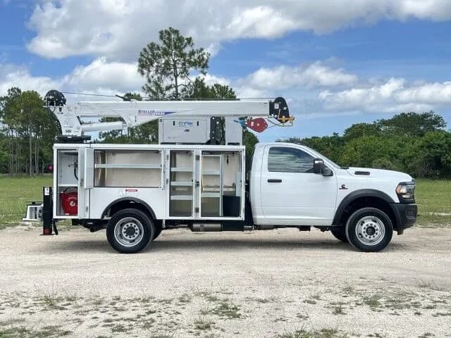 2026 Ram 5500 SL - Crane