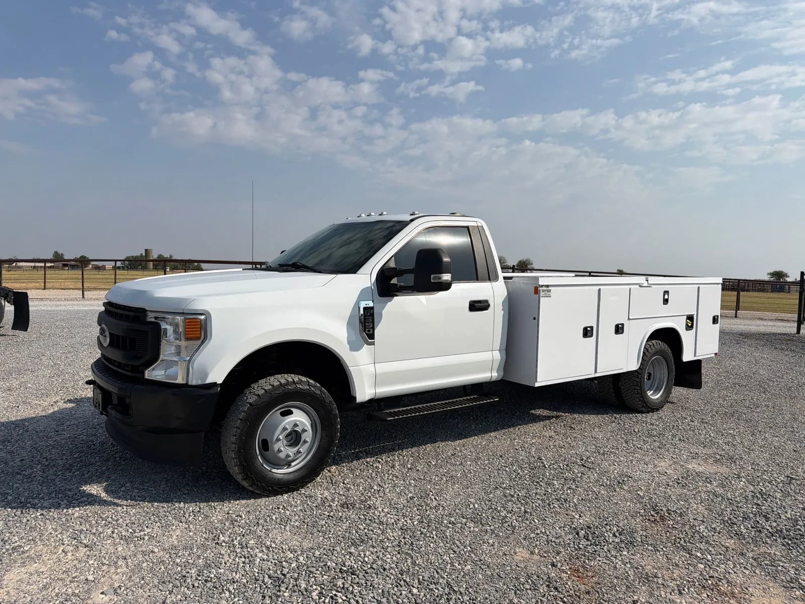 2020 Ford F-350 Chassis - Chassis