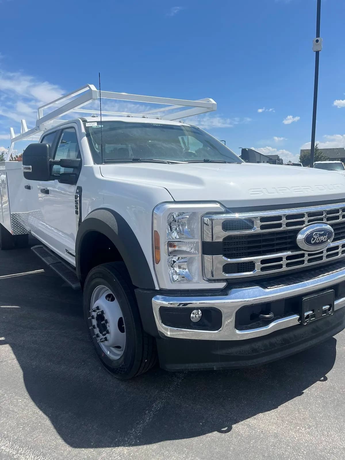 2026 Ford F-550 Crew Cab - Service