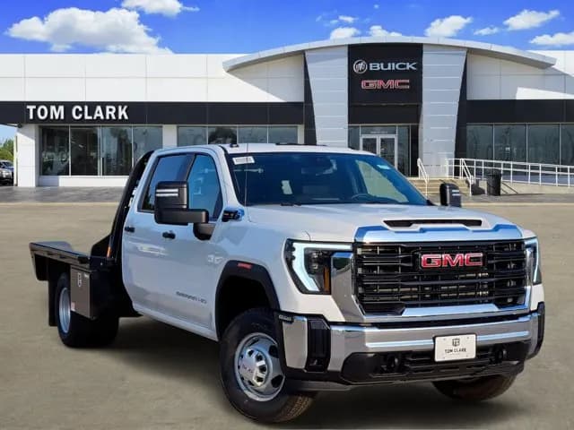 2026 GMC Sierra 3500 Crew Cab - Flatbed