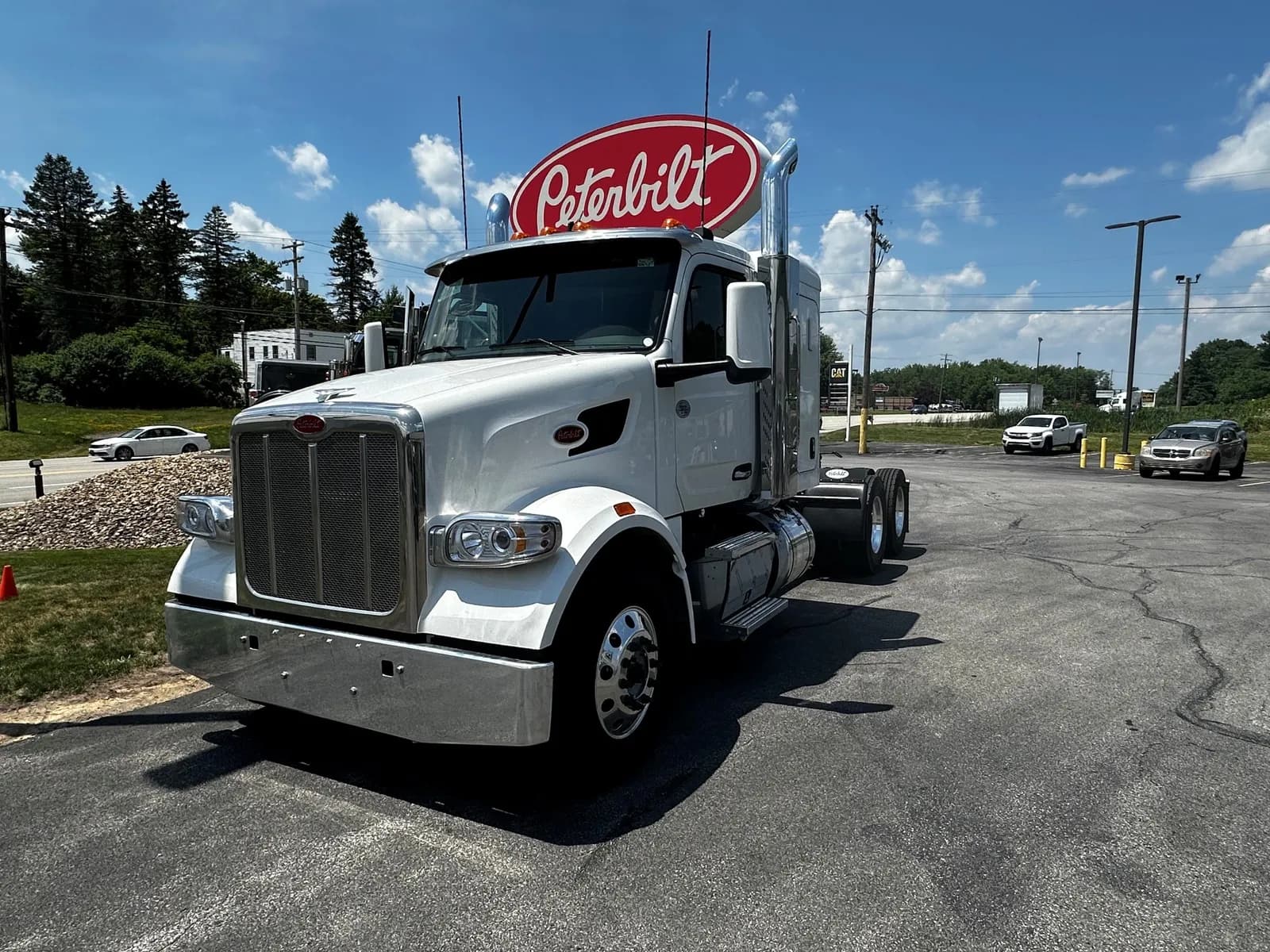2027 PETERBILT 567