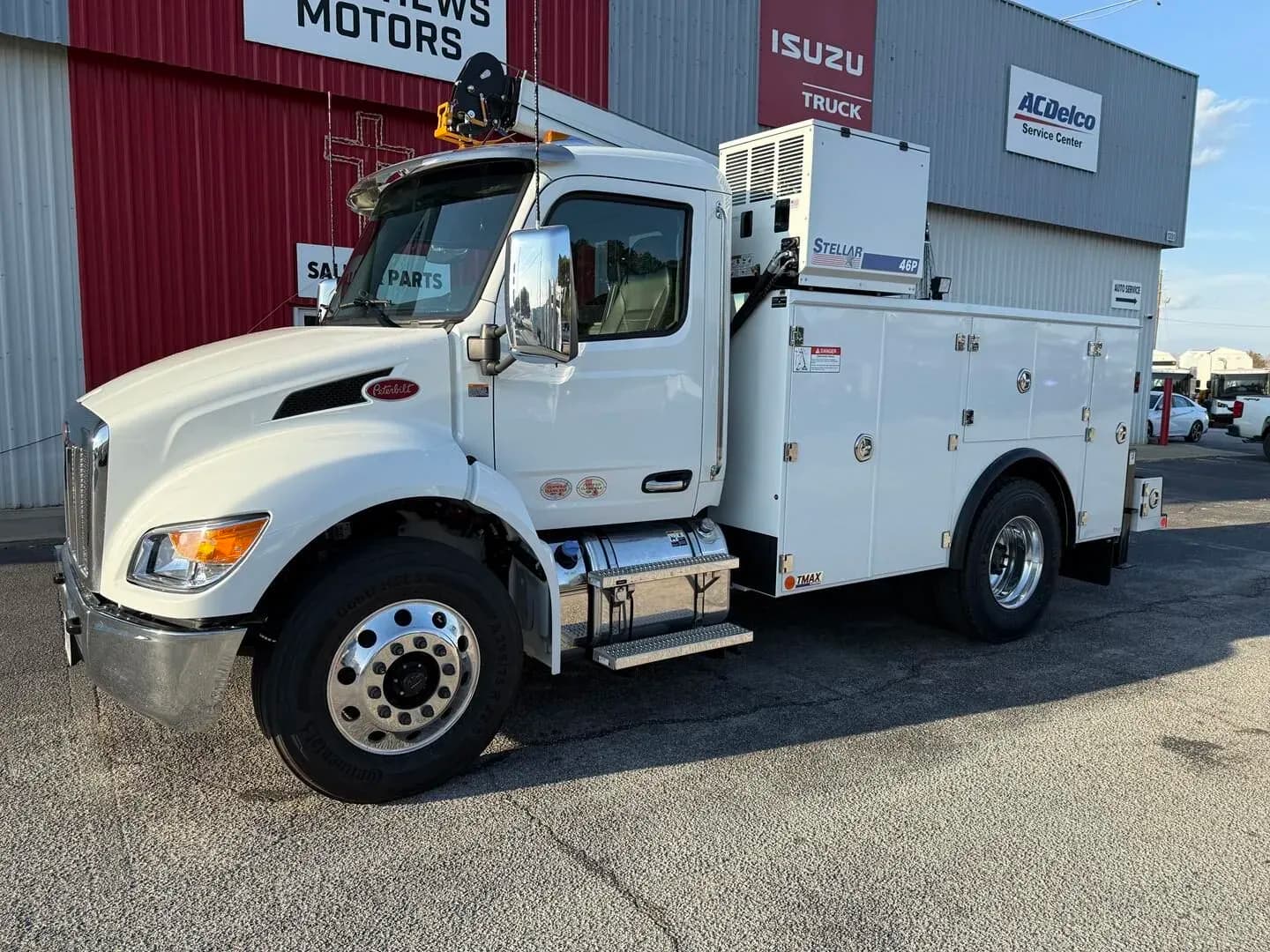 2025 Peterbilt 536 - Crane
