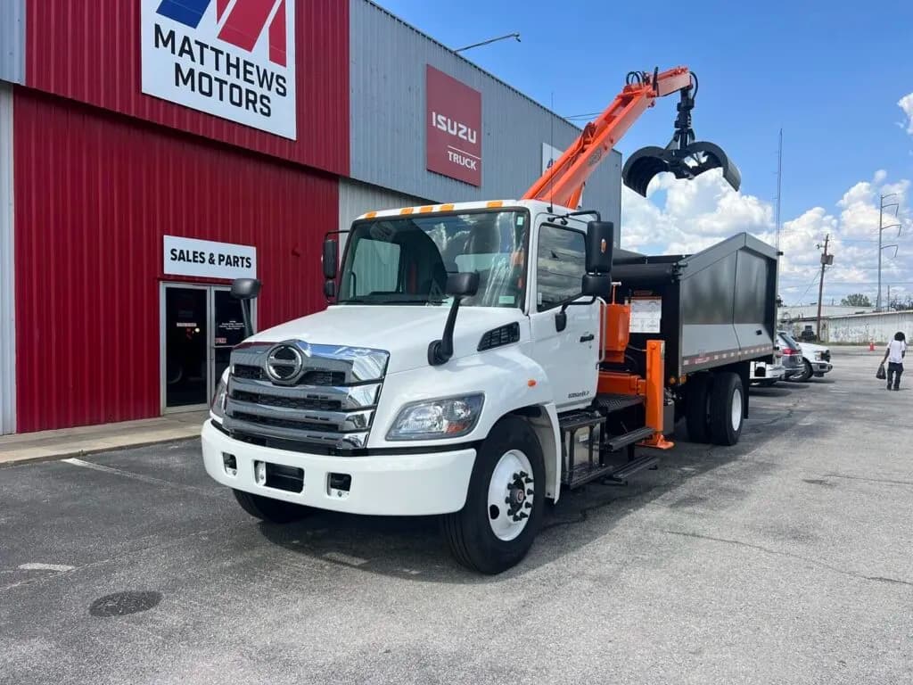 2026 Hino L7 - Service