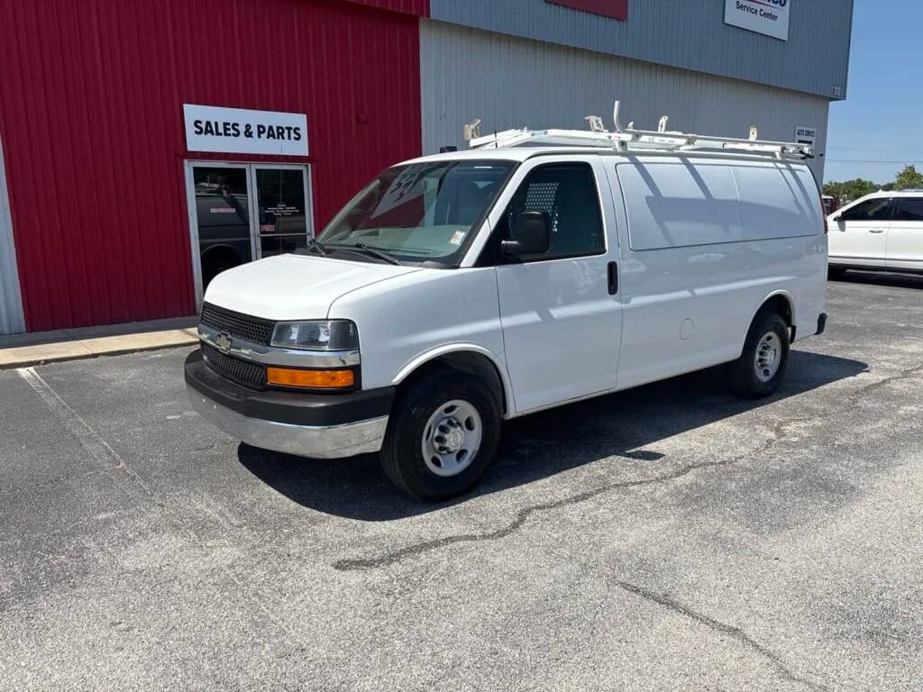 2016 Chevrolet Express 3500 - Pickup