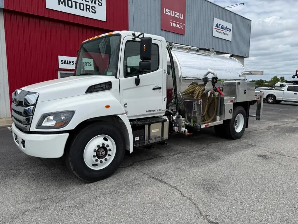 2026 Hino L6 - Septic Tank Trucks