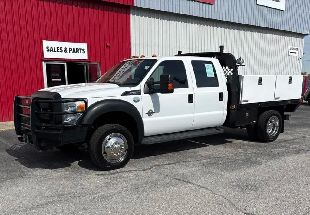 2016 Ford F-550 - Flatbed