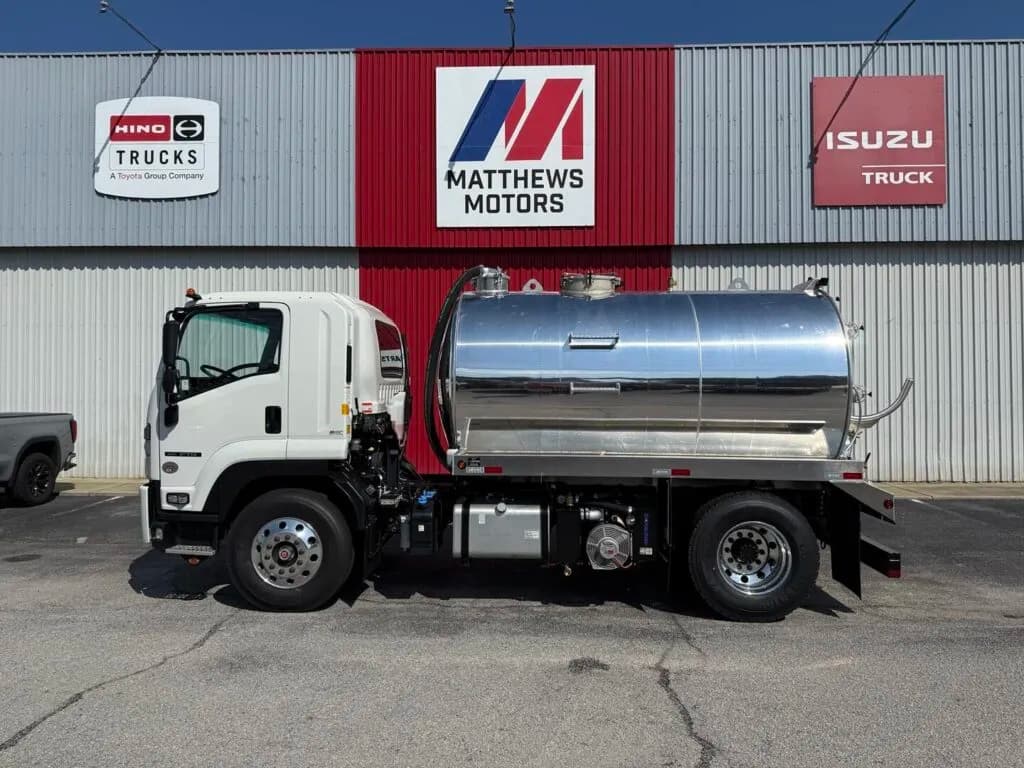 2026 Isuzu FTR - Septic Tank Trucks