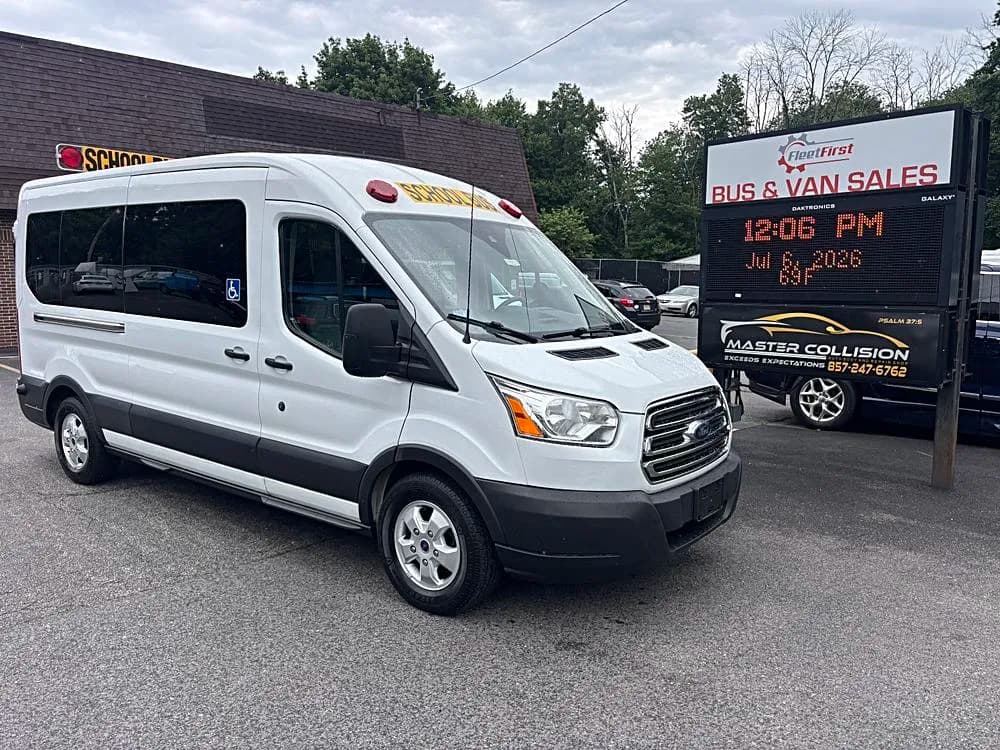 2017 Ford Transit-350 - Vans