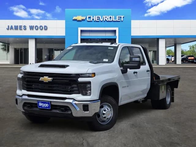 2026 Chevrolet Silverado 3500 Crew Cab - Chassis