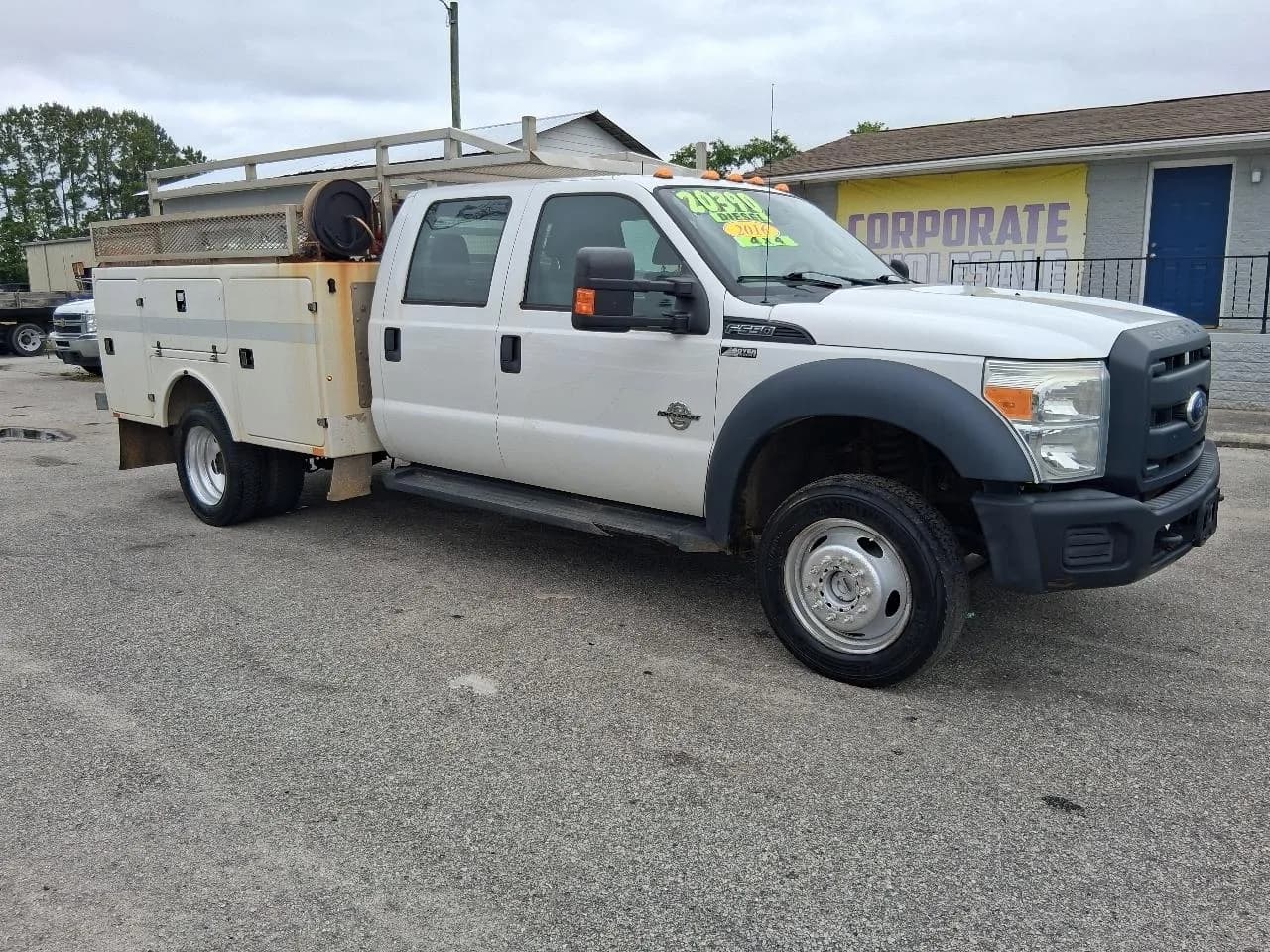 2016 Ford F-550 Crew Cab - Chassis