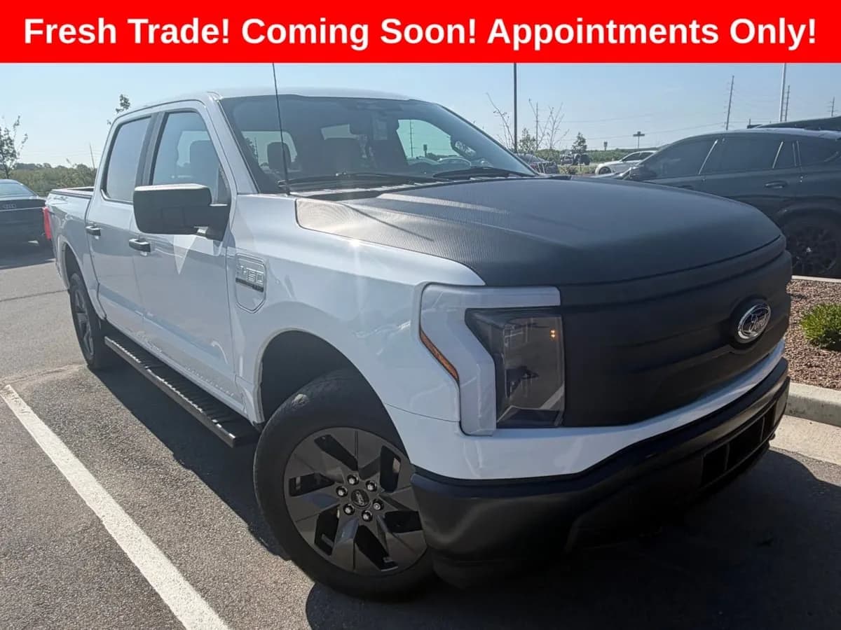 2023 Ford F-150 Lightning Pro - Pickup