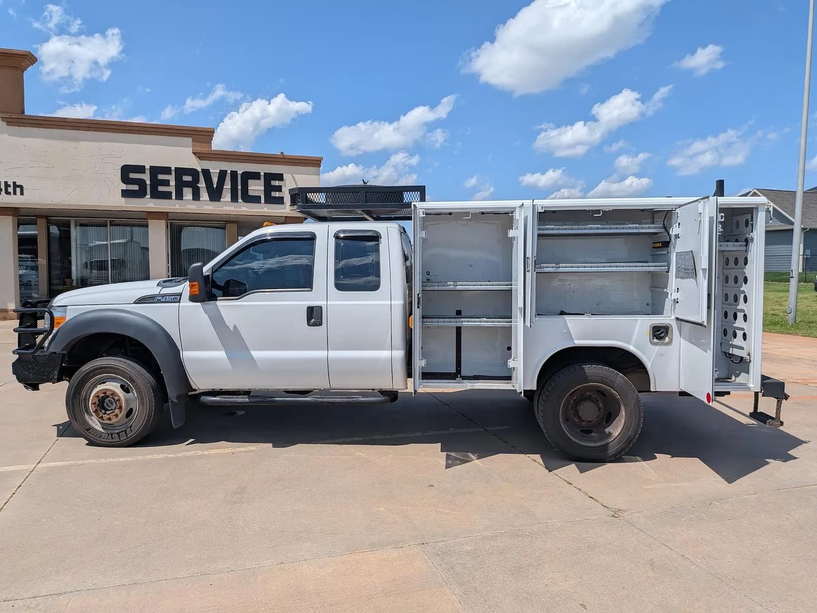 2015 Ford F-450 - Chassis