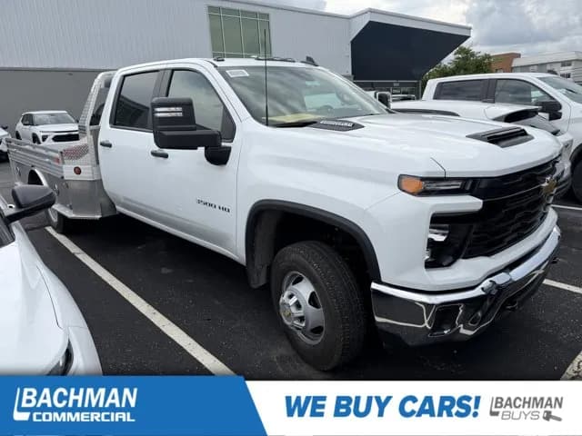 2026 Chevrolet Silverado 3500 Crew Cab - Chassis