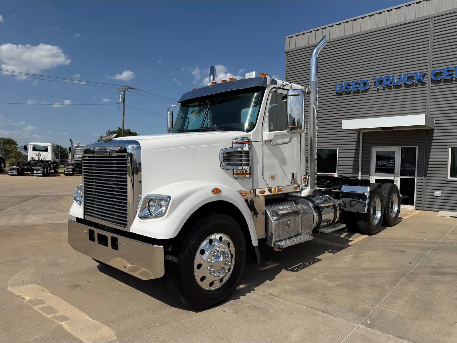 2019 Freightliner 122SD