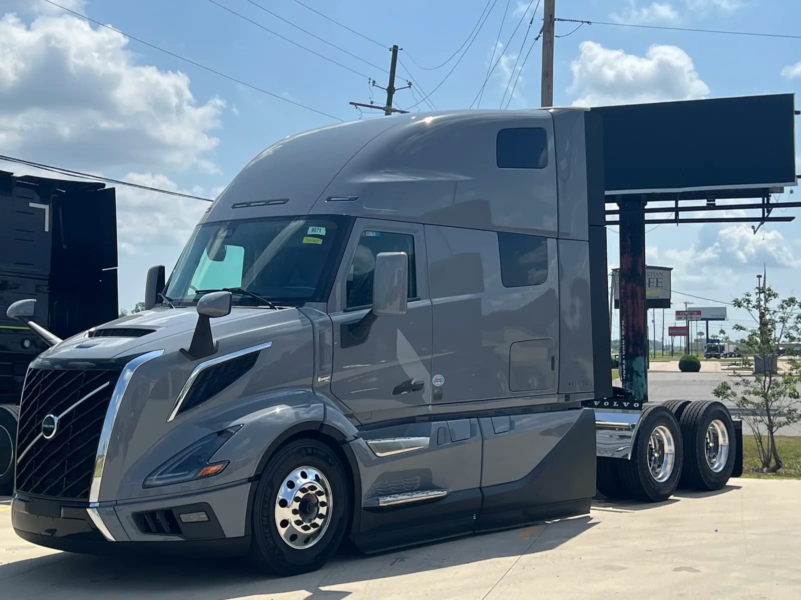 2026 Volvo VNL64T860 - Sleeper