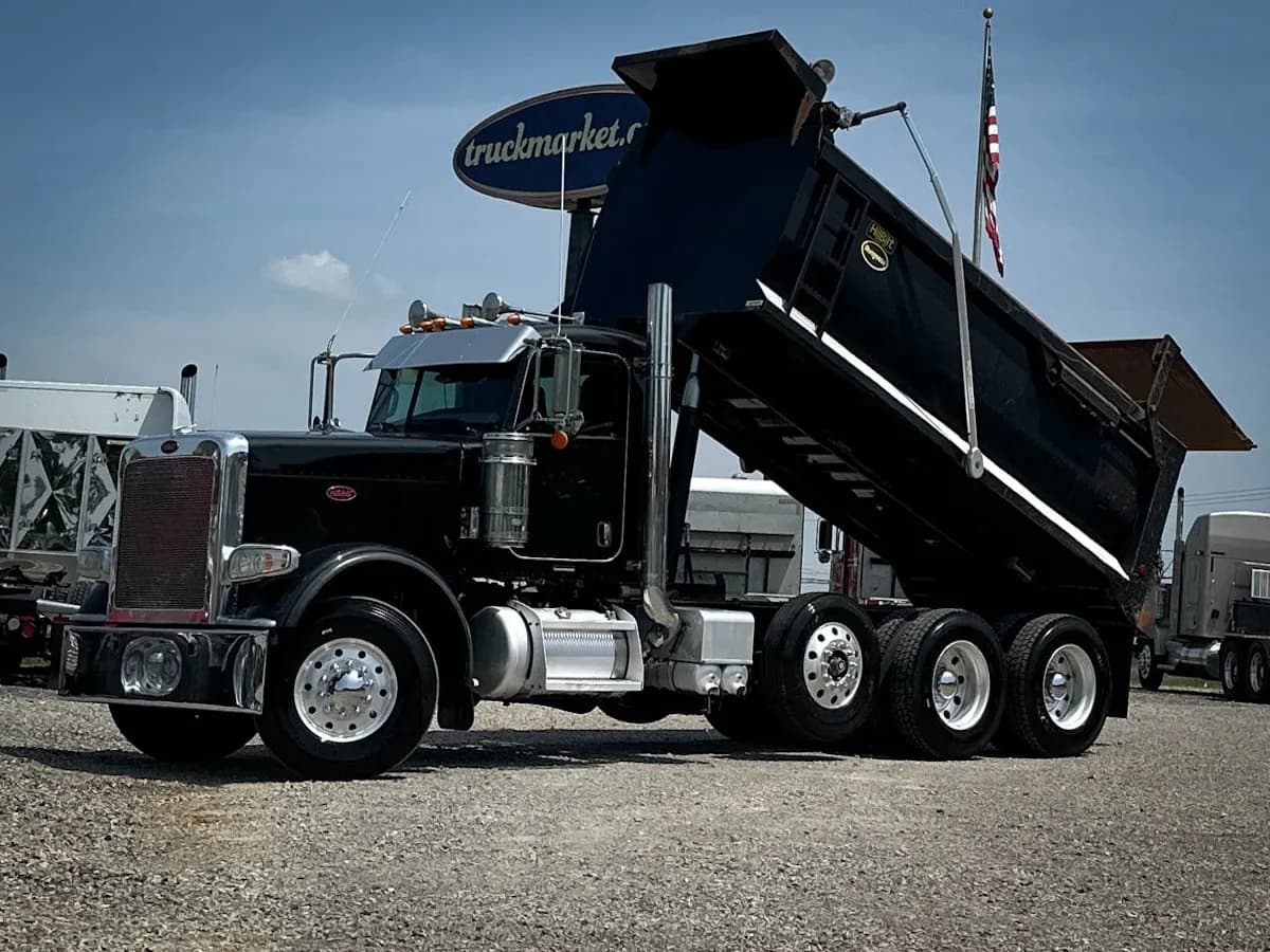 2016 Peterbilt 389 TRI - Dump