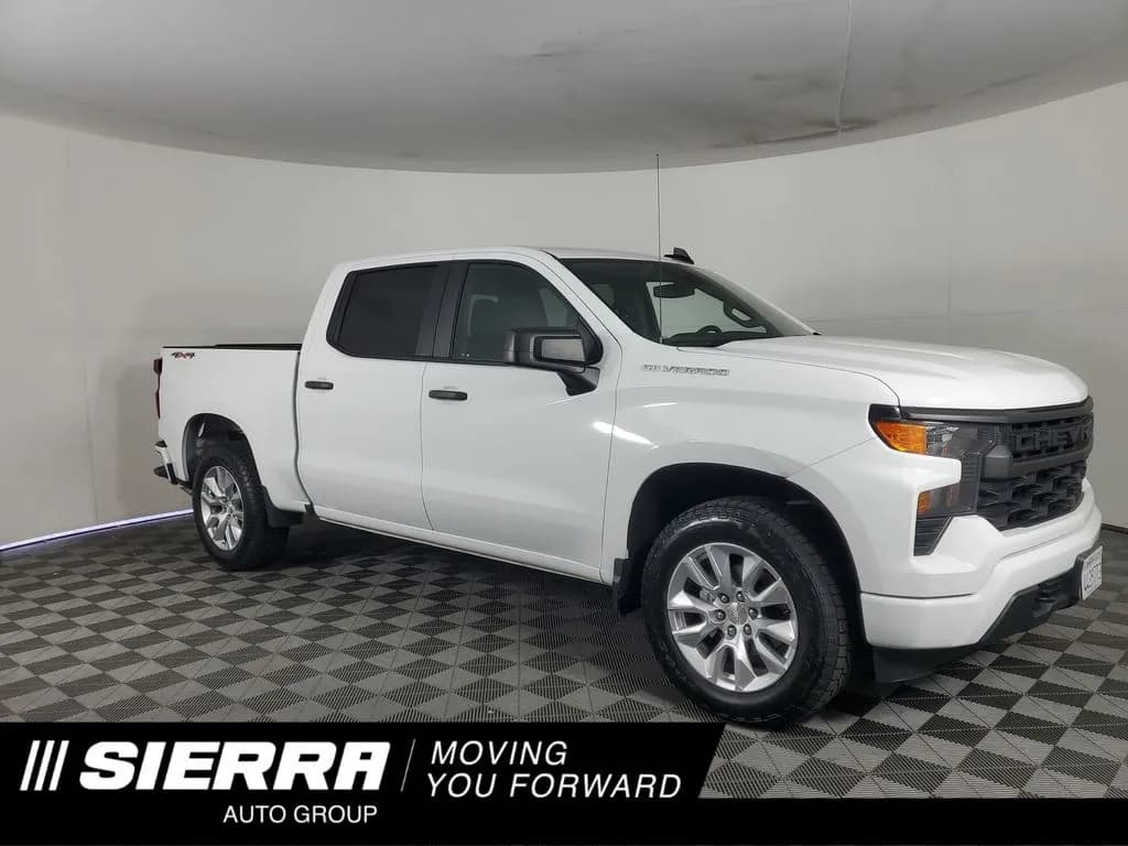 2022 Chevrolet Silverado 1500 Crew Cab - Pickup