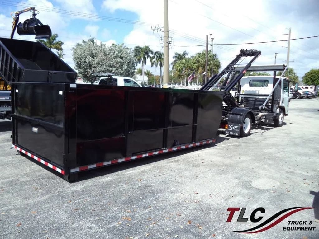 2021 Isuzu NRR w/ 14′ Switch-N-Go Drop - Garbage
