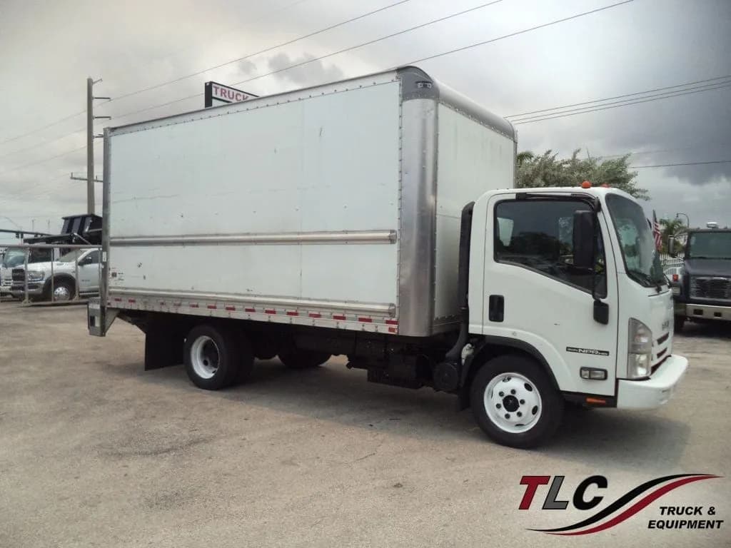 2019 Isuzu NPR HD Gas w/ 16ft - Box
