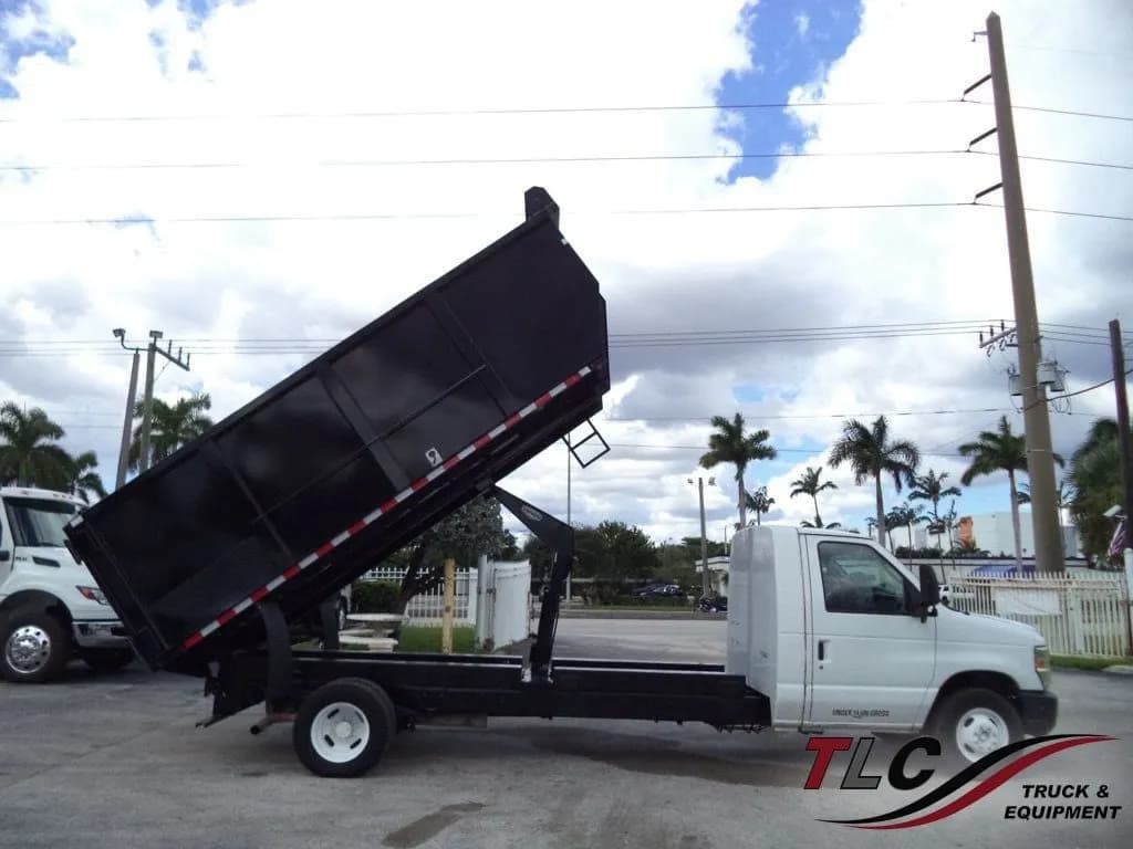 2011 Ford E450 w/ New 15ft Steel Trash - Dump