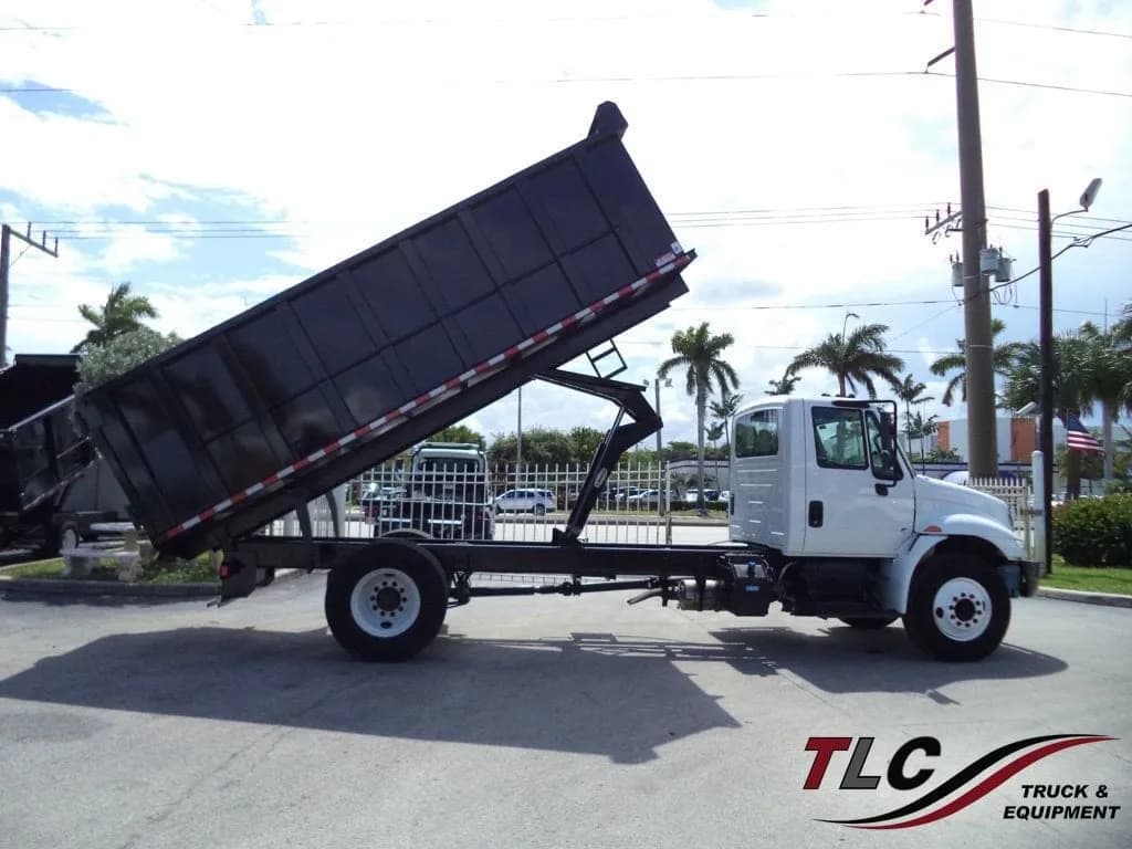 2019 International 4300 w/ New 18ft Steel Trash - Dump