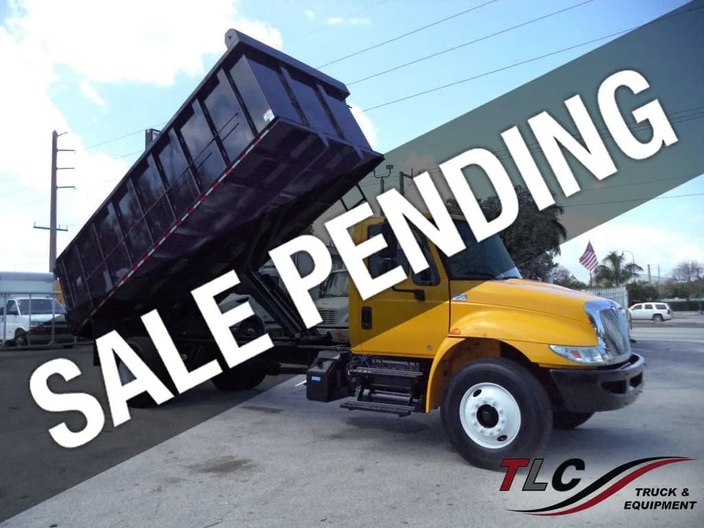 2019 International 4300 w/ New 18ft Steel Trash - Dump