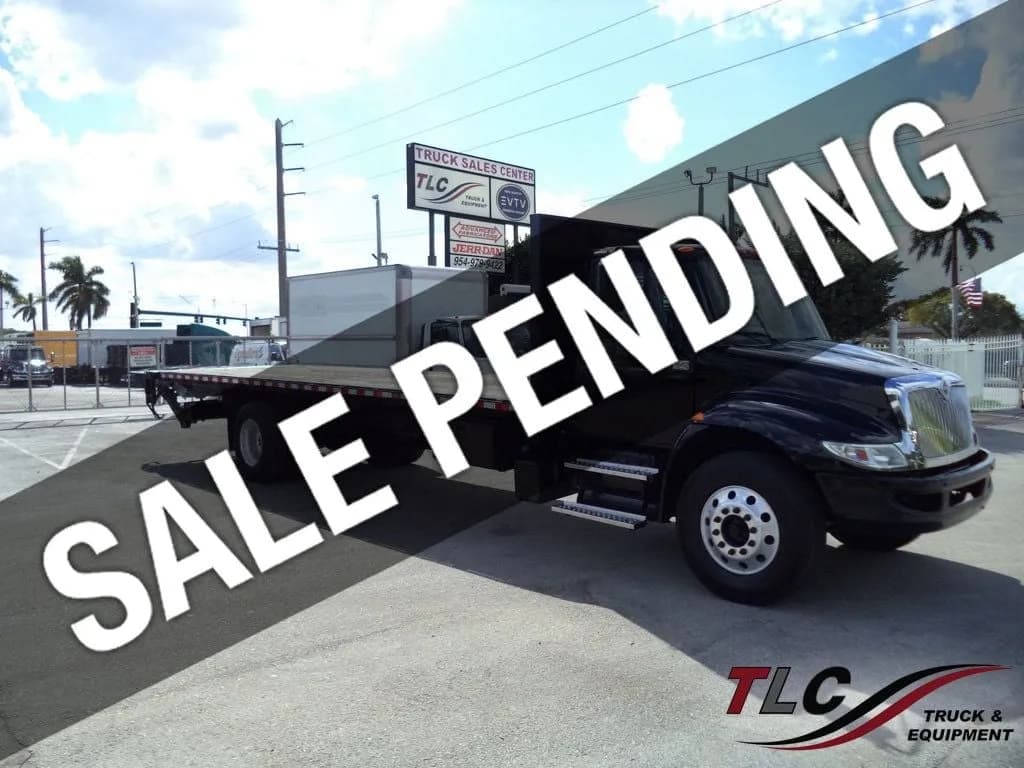 2019 International 4300 26ft - Flatbed