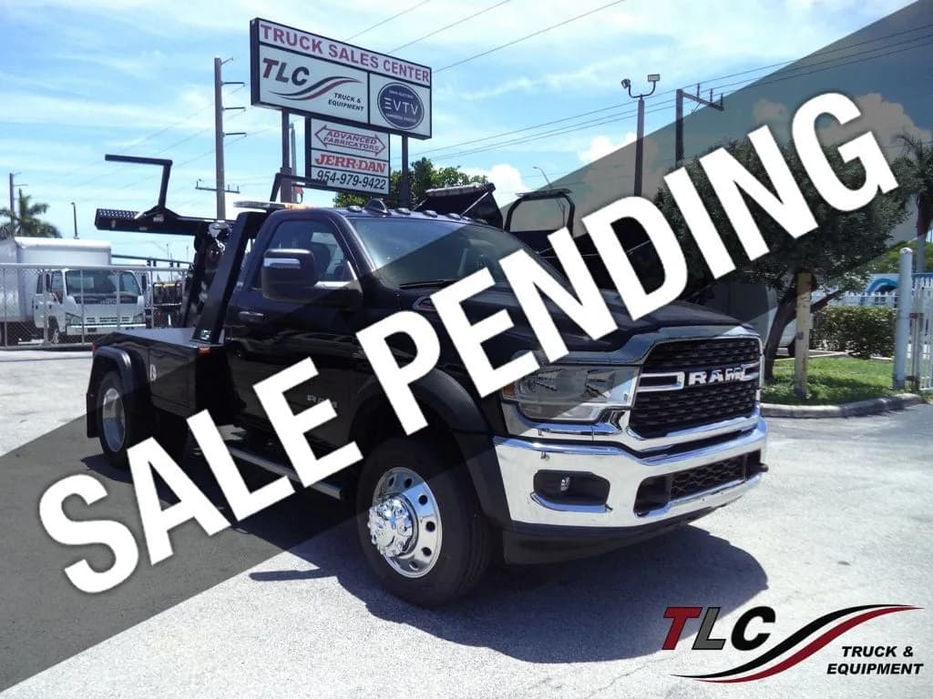 2024 Ram 4500 SLT 4×4 w/ Jerr-Dan - Tow