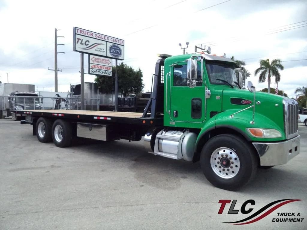 2016 Peterbilt 348 w/ Century 28ft Industrial Carrier 15 Ton Tamdem Axle - Tow