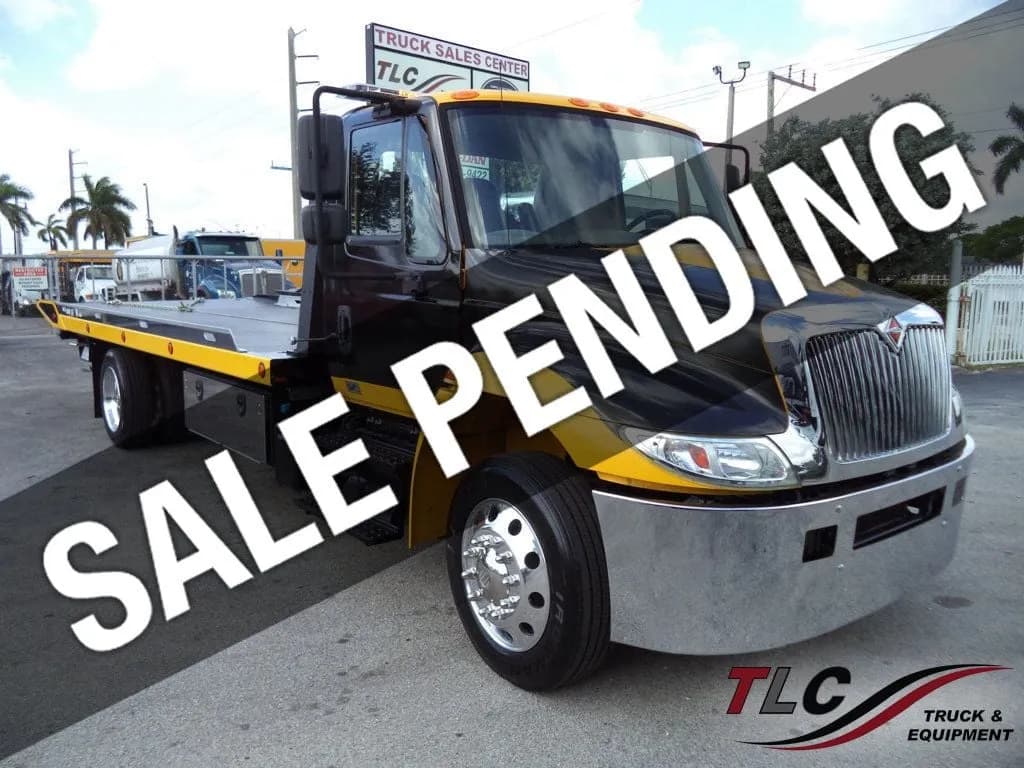 2019 International 4300 w/ Brand New 22′ JerrDan 6 Ton XLP Car Carrier - Tow