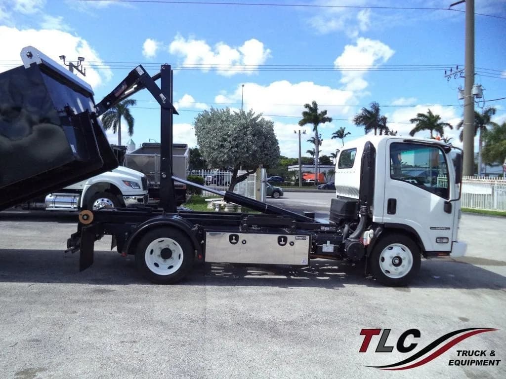 2024 Isuzu NPR HD Gas w/ Stellar Hooklift Rolloff Container Trash - Service
