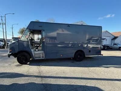 2020 Freightliner MT45 Step Van F59 Bread Truck Delivery - Vans