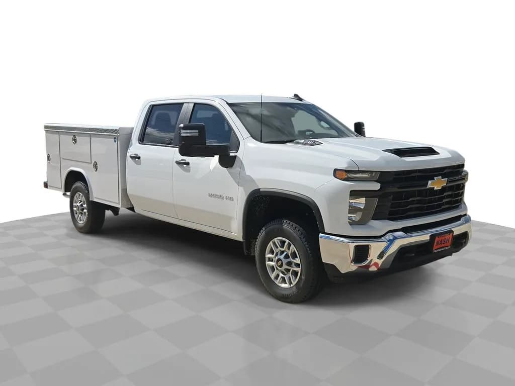 2026 Chevrolet Silverado 2500 Crew Cab - Chassis