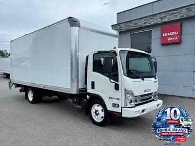 2026 Isuzu NPR HD 20' - Box