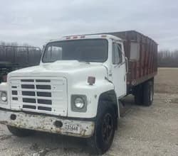 1993 NAVISTAR 9400 - Farm Trucks / Grain Trucks