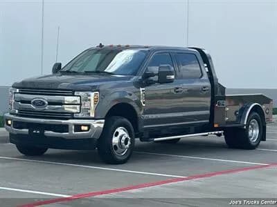 2019 Ford F-350 Super Duty Lariat - Pickup