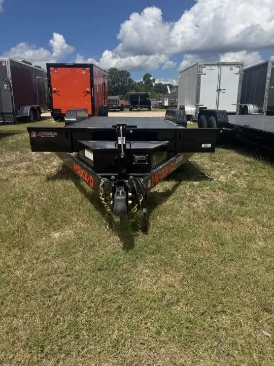 2027 MAXEY TRAILERS MFG Maxey Trailers MFG - Car Hauler Trucks