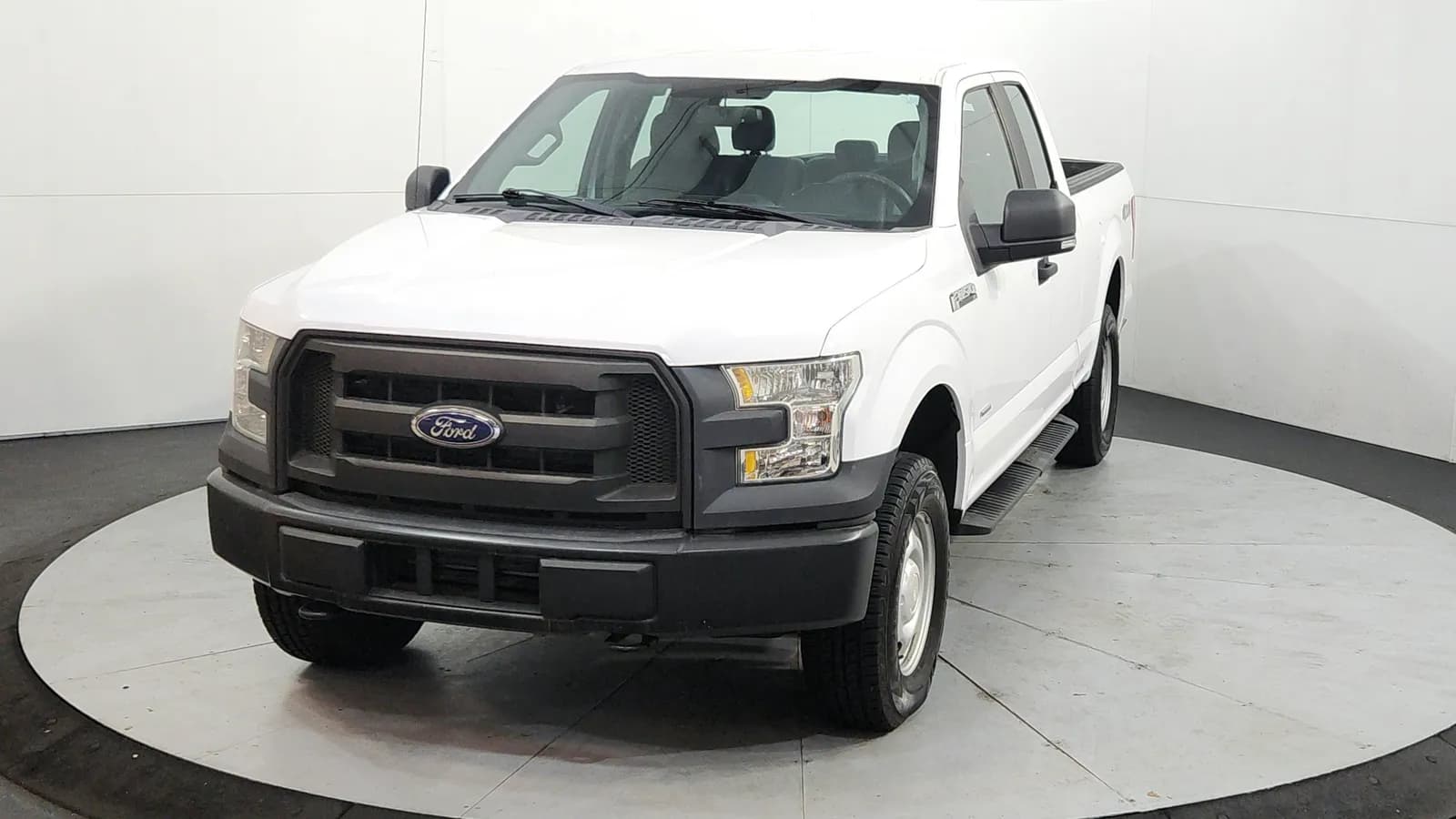 2015 Ford F-150 XLT - Pickup