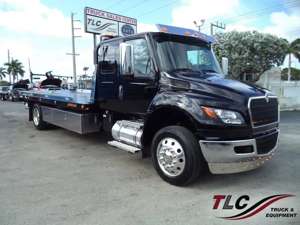 2024 International MV607 Extended Cab w/ 22ft Jerr-Dan - Tow