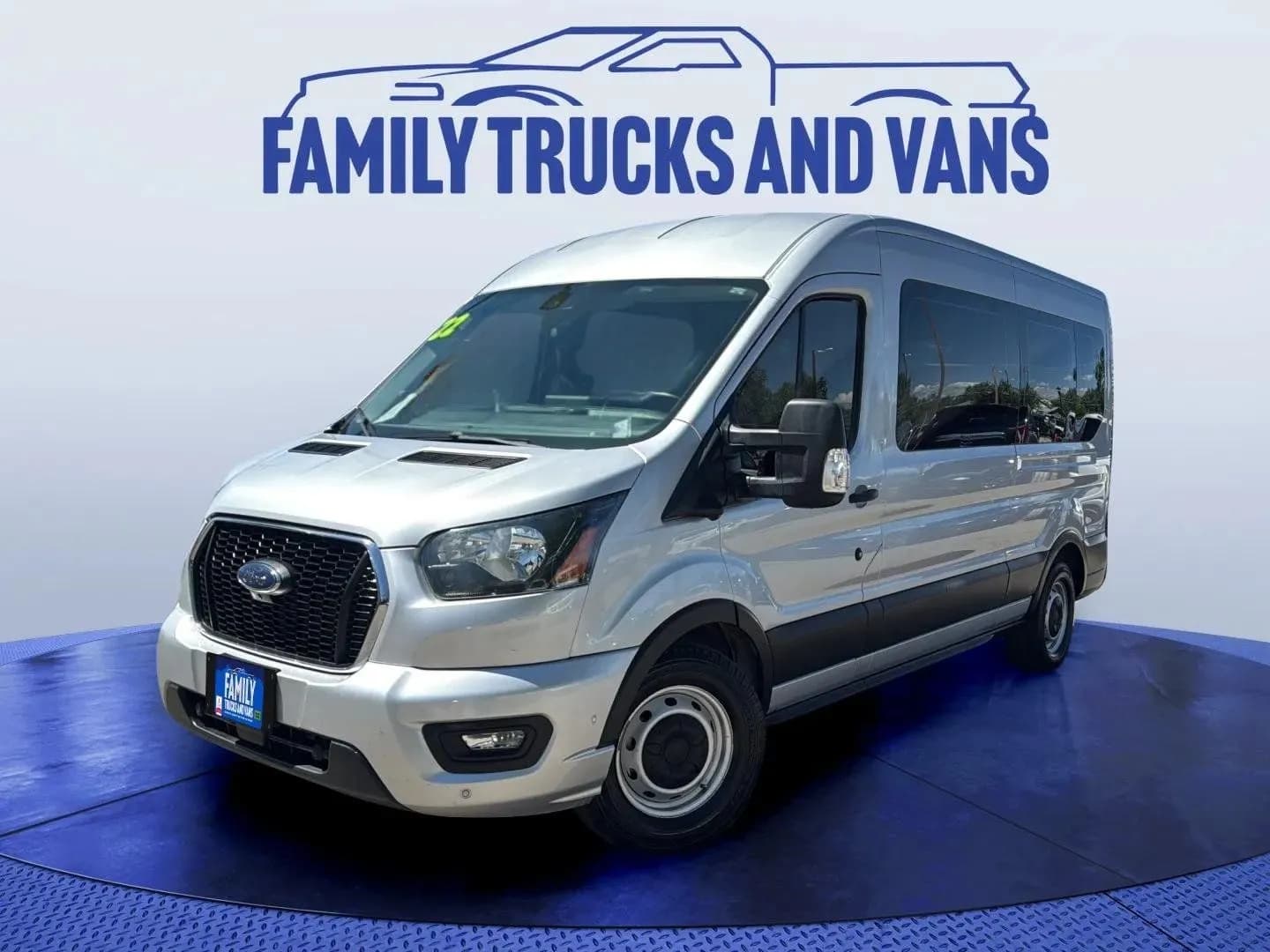 2022 Ford Transit Passenger - Vans