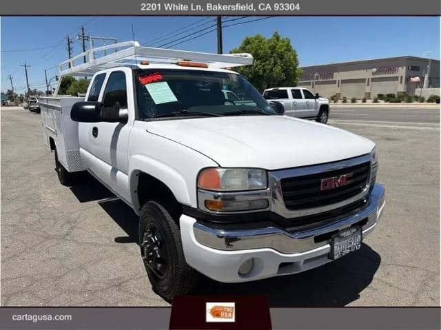 2005 GMC Sierra 3500 - Chassis
