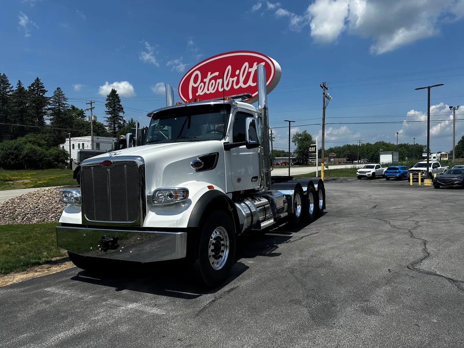 2027 PETERBILT 567