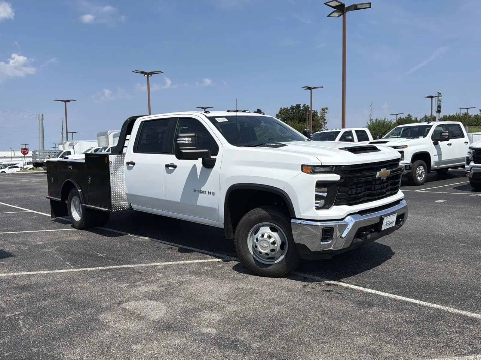 2026 Chevrolet Silverado 3500 Crew Cab - Chassis