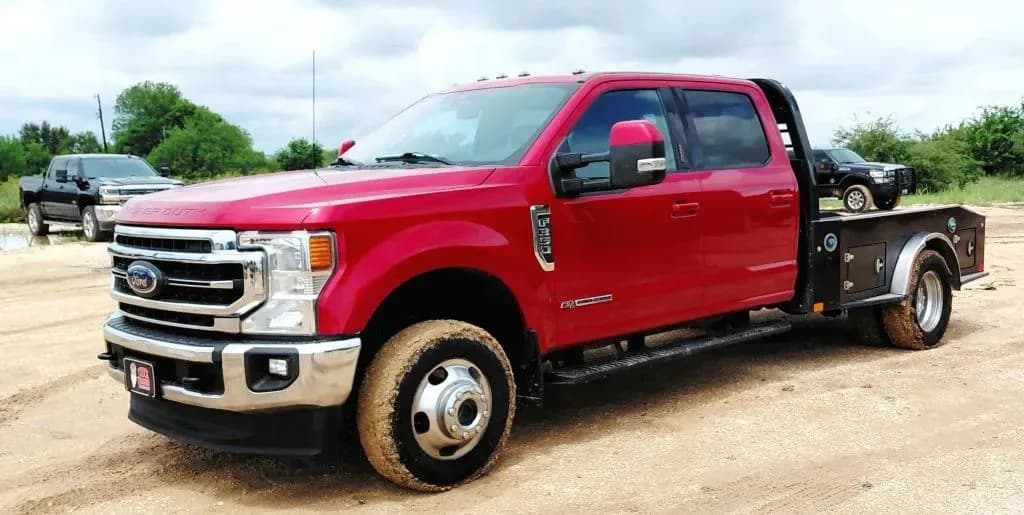 2022 Ford F350 Super Duty Crew Cab & Chassis