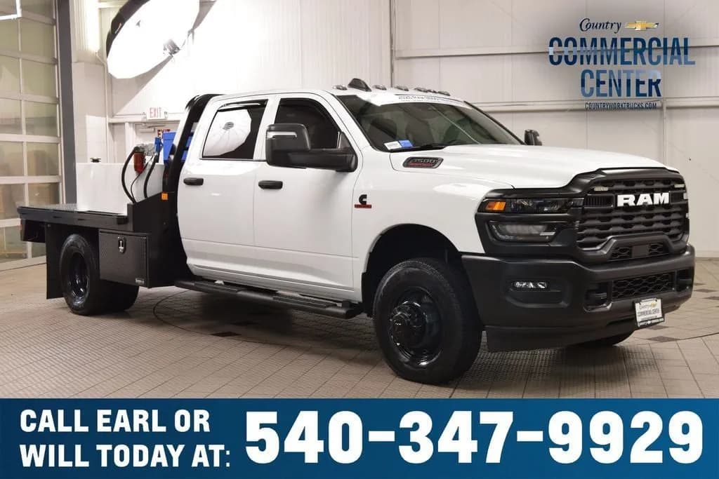 2025 Ram 3500 Chassis Cab 3500 CREW - Chassis