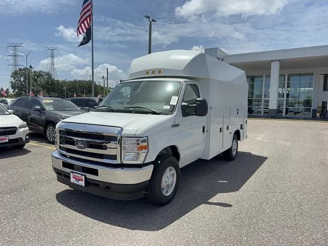 2026 Ford E-350 - Box