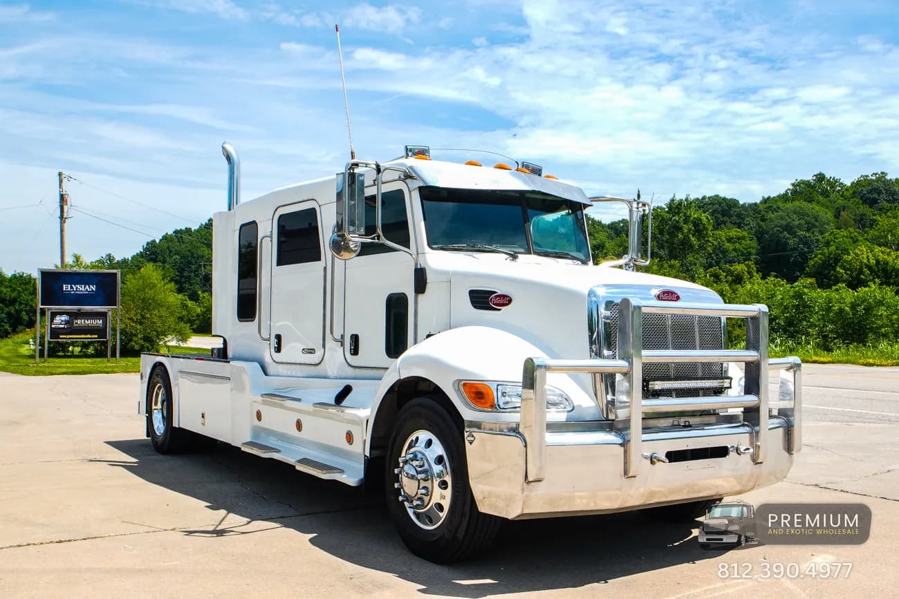 2007 Peterbilt Schwalbe Stretch Cummins